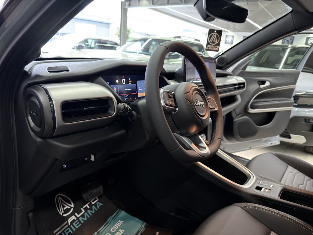 JEEP AVENGER KM0 1.2 MHEV 145 CV 4xe UPLAND UFFICIALE